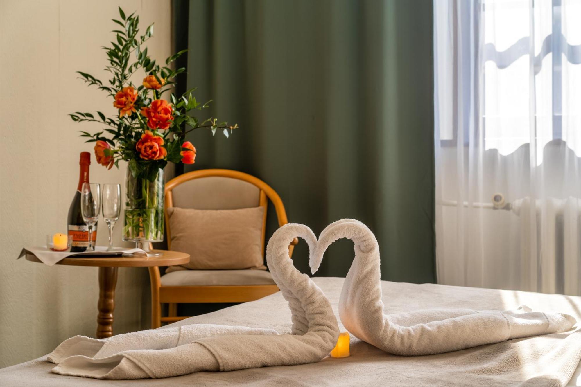 Hotel Gromada Torun Bagian luar foto